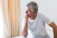 لماذا يحدث سلس البول عند الرجال وكيفية علاج الأمراض؟